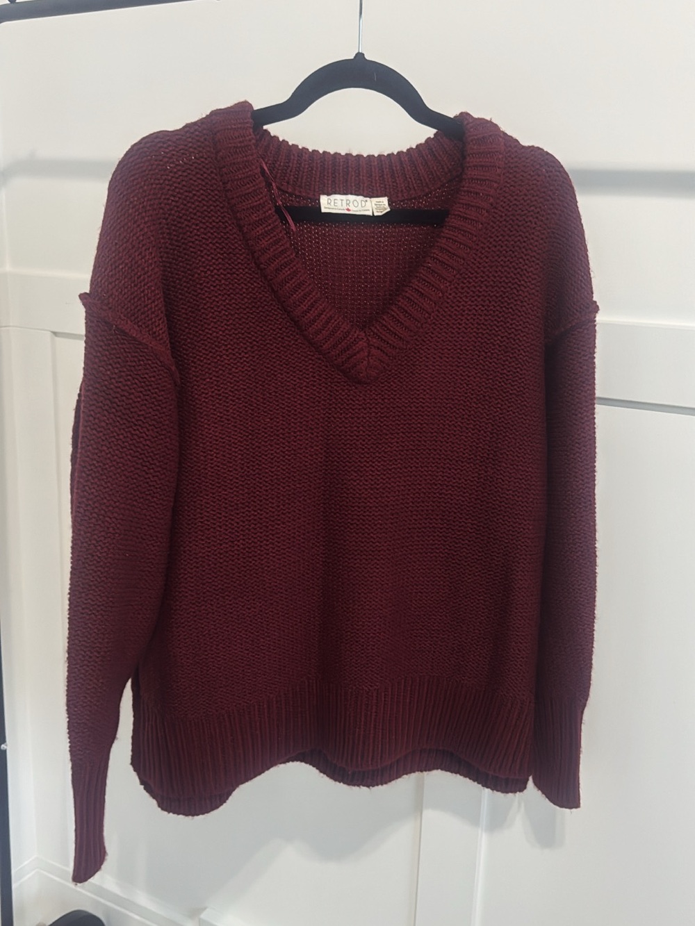 Retrod Women's Deep Burgundy Chunky V-Neck Knit Sweater